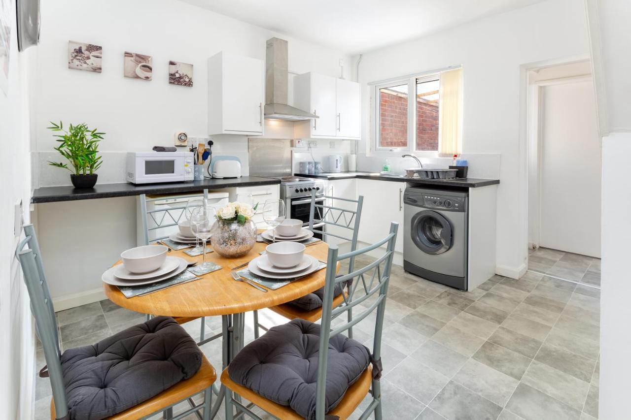 Cosy Anfield Guesthouse - Free Parking Λίβερπουλ Εξωτερικό φωτογραφία